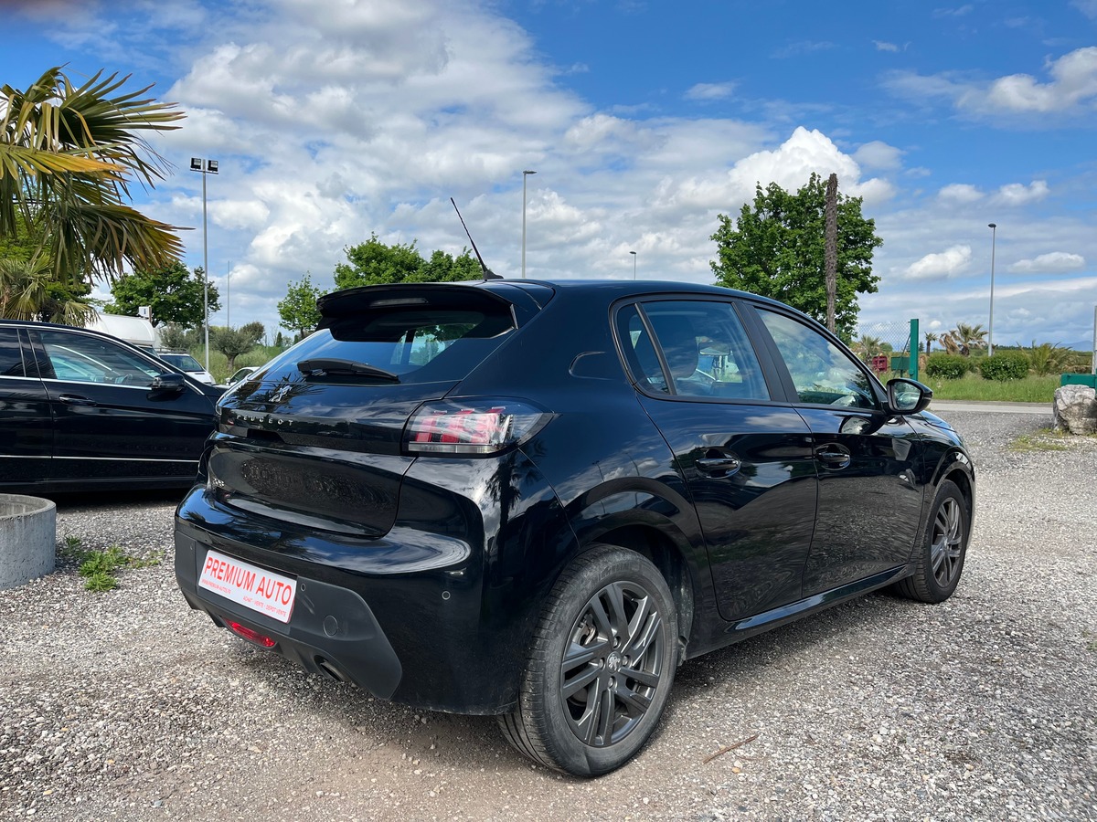 Peugeot 208 1.5 HDI 102