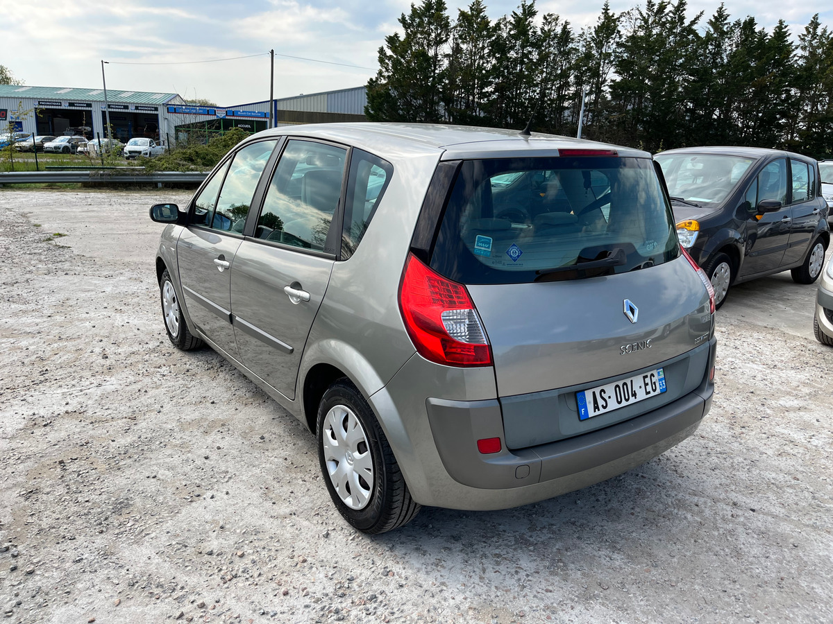 RENAULT Scenic 1.5 dci - 105CH 190405KM