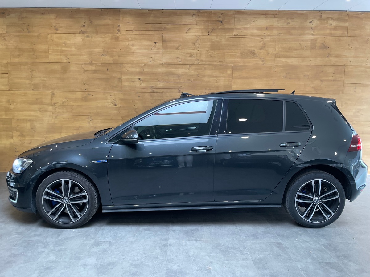 Volkswagen Golf GTE DSG BVA