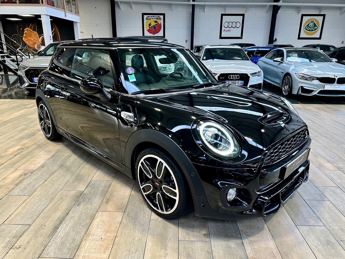 Mini Mini III 3P 2.0 192 Cooper S JCW BVA7 Full Black b