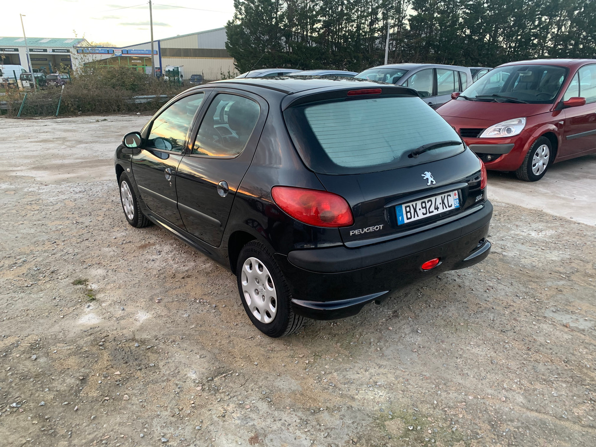 Peugeot 206 1.4i 75ch 106856km