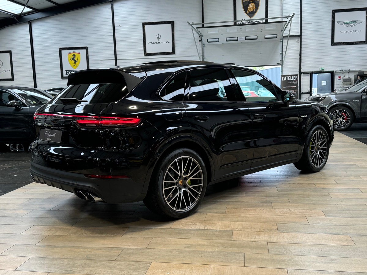 Porsche Cayenne E-HYBRID 3.0 V6 462CV TOIT PANOMRAIQUE / PDLS b