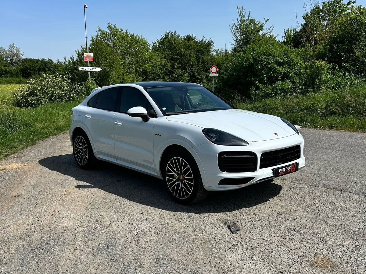Porsche Cayenne E-Hybrid Coupé Platinum Edition 462 Chevaux