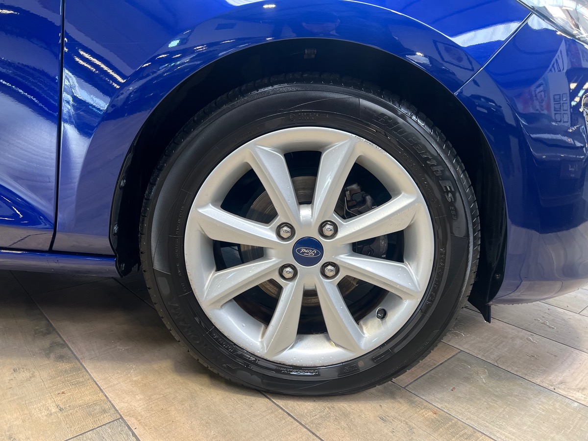 Ford Fiesta VI 1.0 ECOBOOST 100 ch S&S BVA DEEP IMPACT BLUE /GPS/CAMERA/BLUETOOTH/