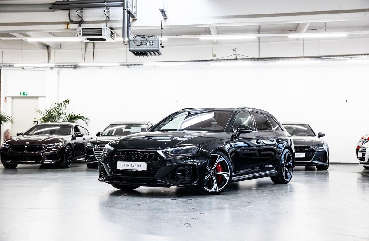 Audi RS4 Avant V 2.9 V6 TFSI 450ch quattro tiptronic 8