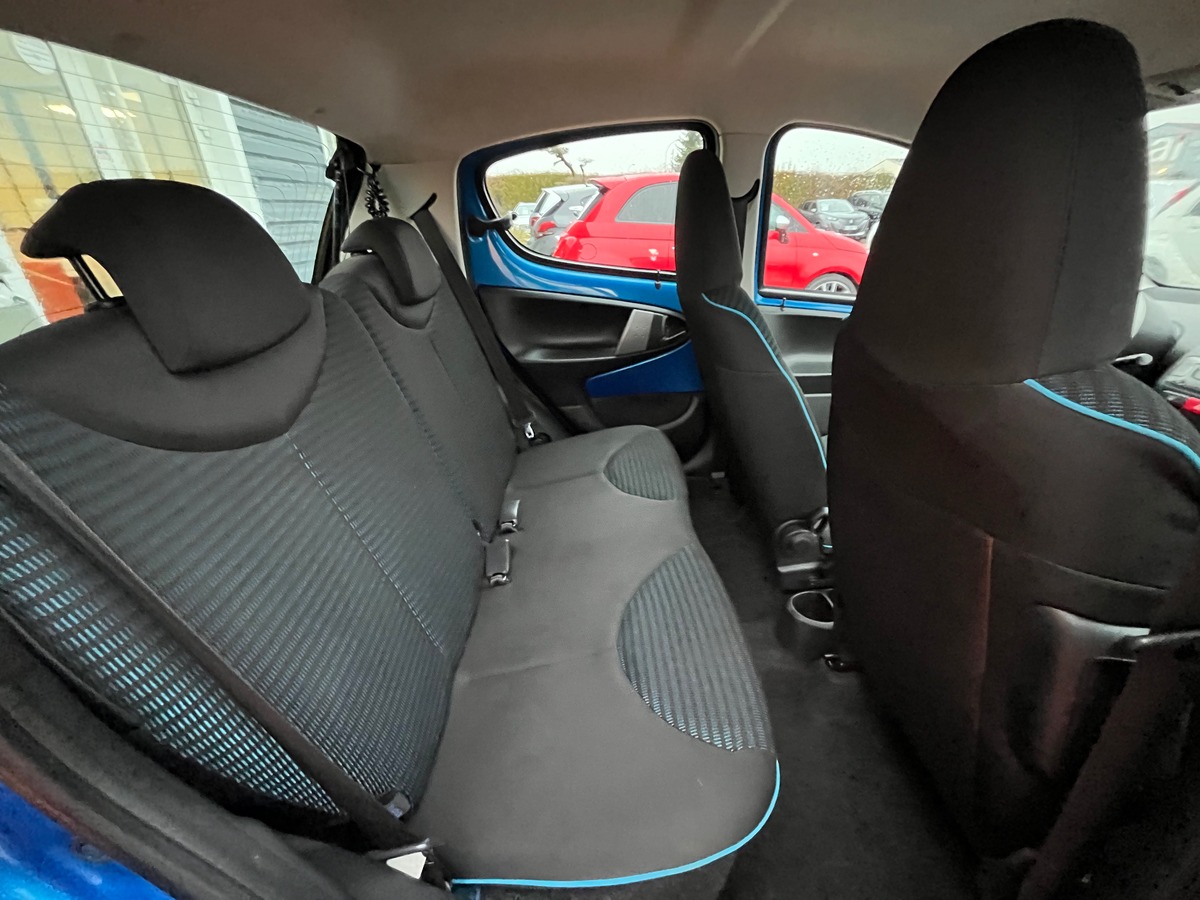 Peugeot 107 Phase 2 5 Portes 1.0 i 68 ch