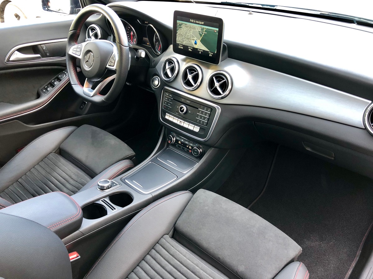 Mercedes-Benz CLA 180 7G-DCT PHASE 2 / 5.000KM