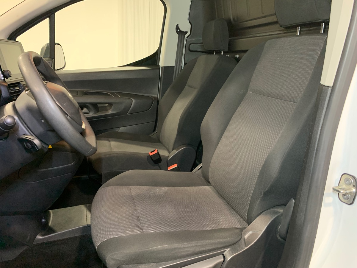 Peugeot Partner III (2) FOURGON 1.5 BLUEHDI 100 S&S 650KG STANDARD ASPHALT