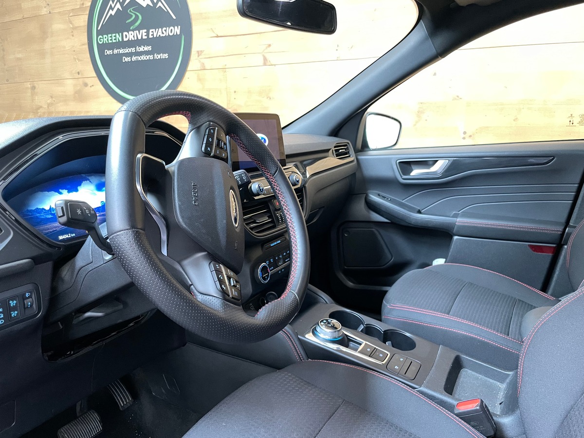 Ford Kuga 2.5 Duratec 190ch HYBRID FLEXFUEL E85 ST-Line BVA