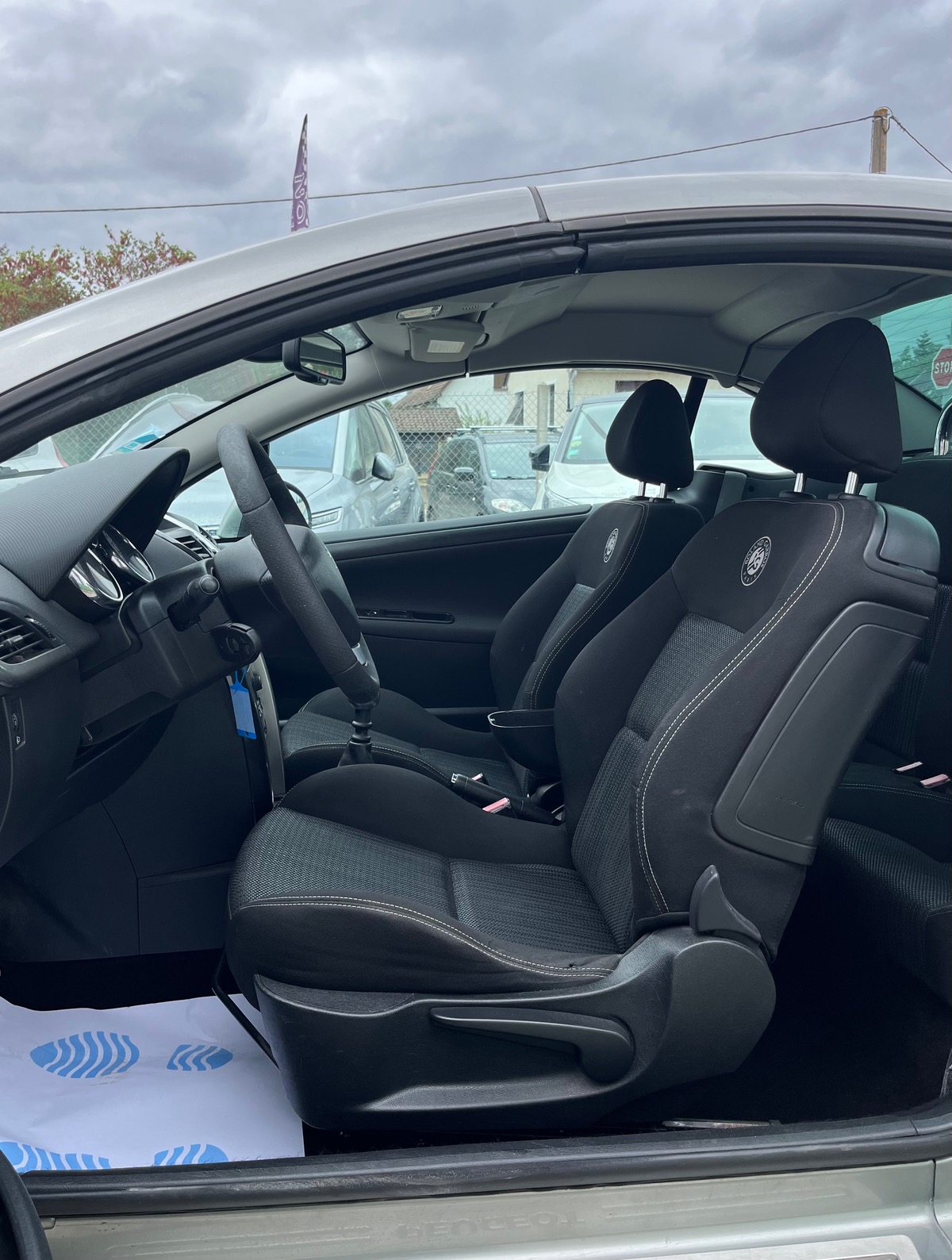 Peugeot 207 CC ROLAND GARROS 1.6 HDI 111 CV