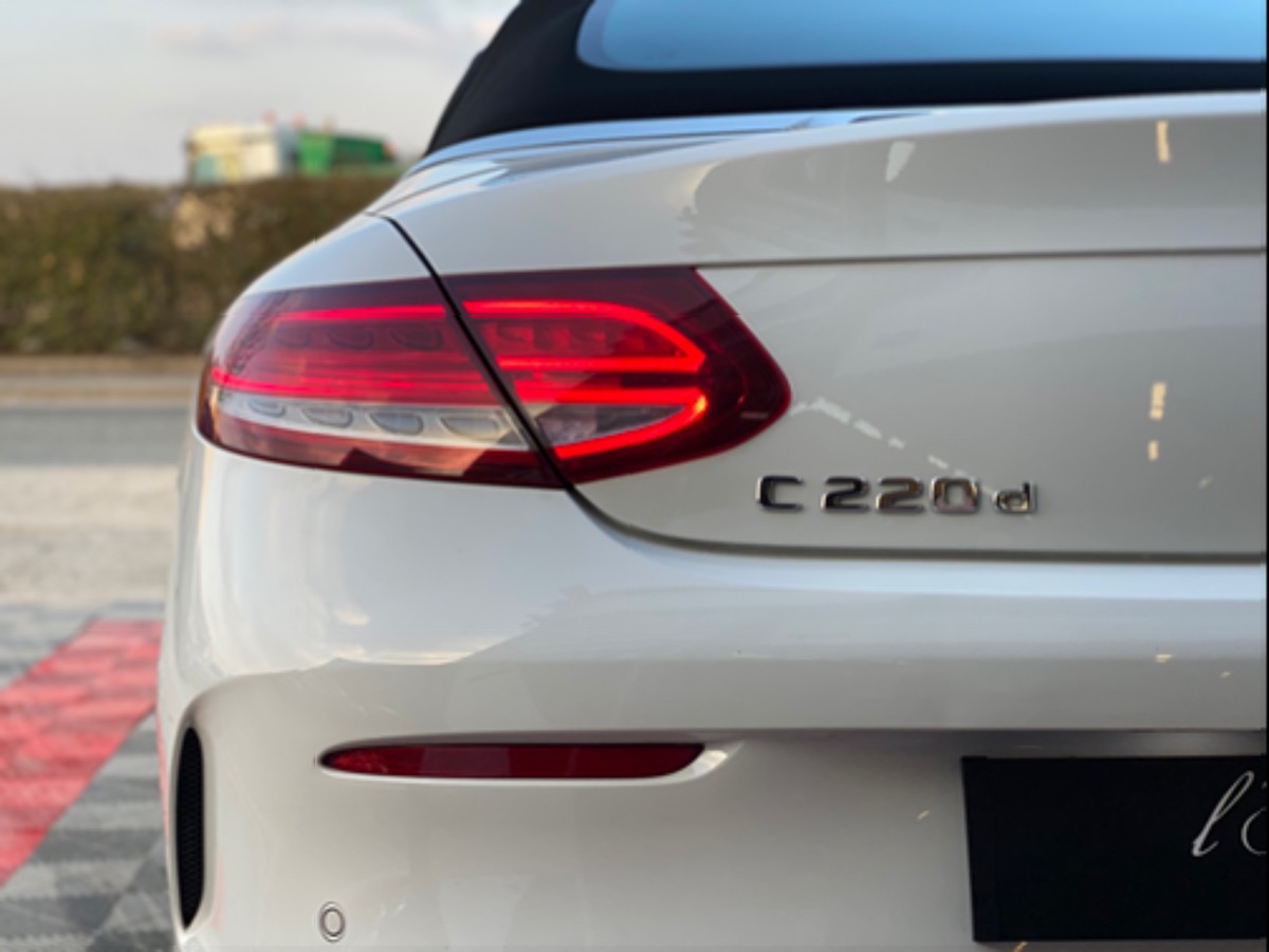 Mercedes-Benz Classe C 220d cabriolet 170ch AMG Line g