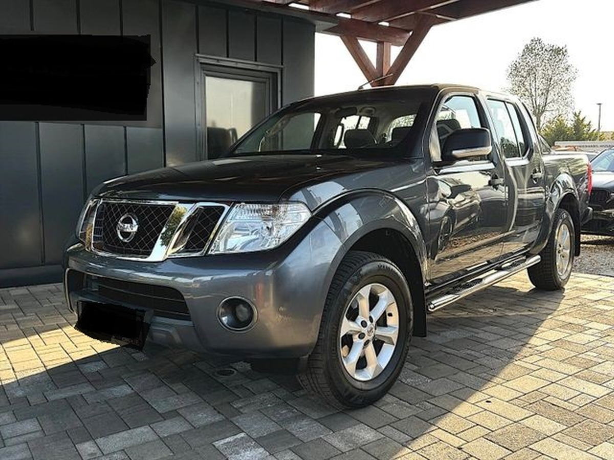 Nissan Navara Pickup Double Cab XE