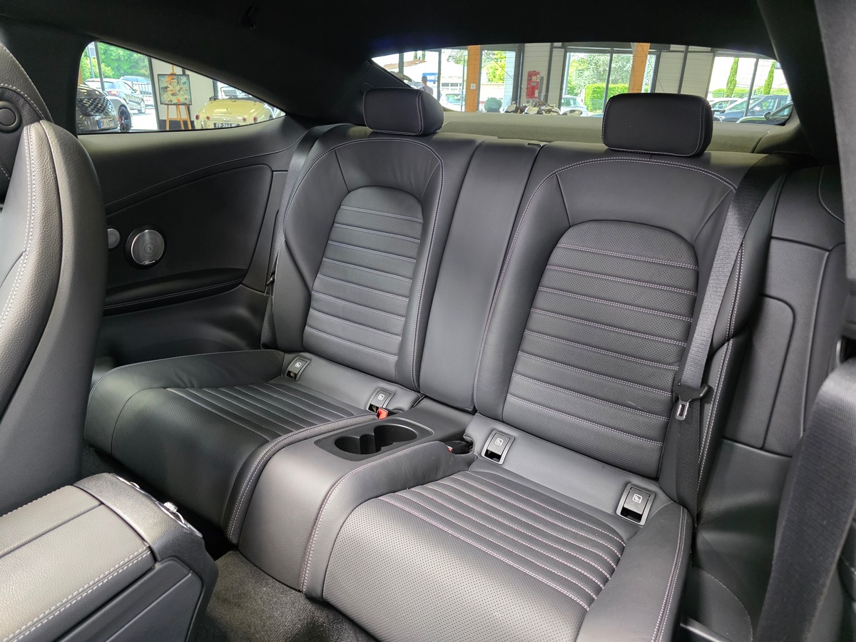 Mercedes-Benz Classe C 200 COUPE PHASE 2 AMG LINE 184 // TOIT OUVRANT / BURMESTER