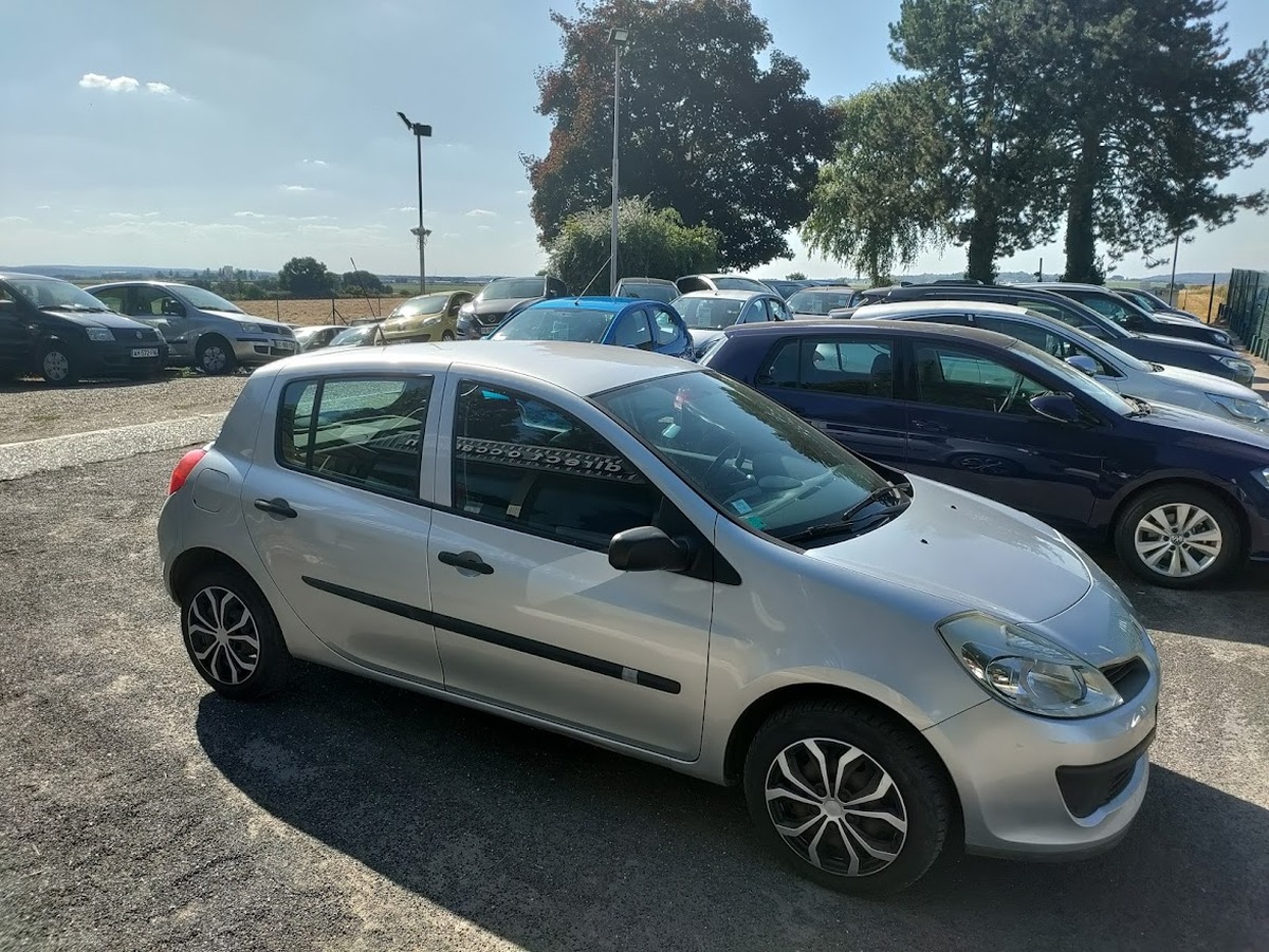 RENAULT Clio 1.2 i 16V 75 5P CLIM