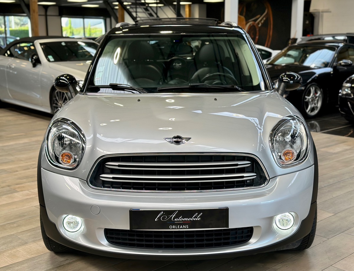 Mini Countryman (2) LCI Cooper 1.6 i 122 TO/Cuir b