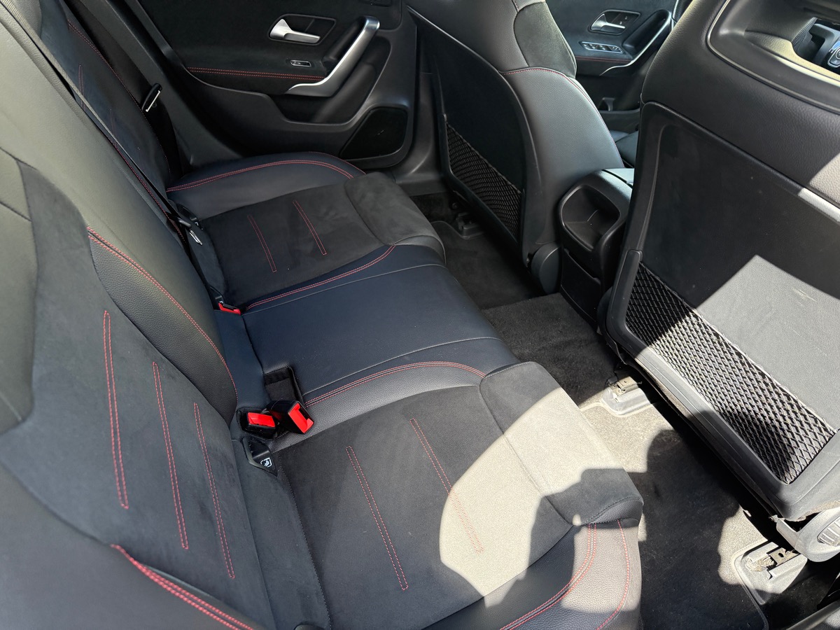 Mercedes-Benz Classe A 220 2.0 7G-DCT 190cv AMG line, Suivi Complet MERCEDES, Sièges Chauffants