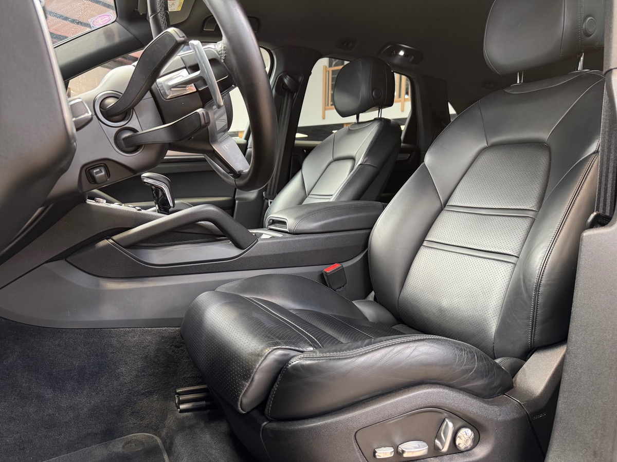 Porsche Cayenne E-HYBRID V6 462CV TIPTRONIC FR/PDLS+/ CARPLAY