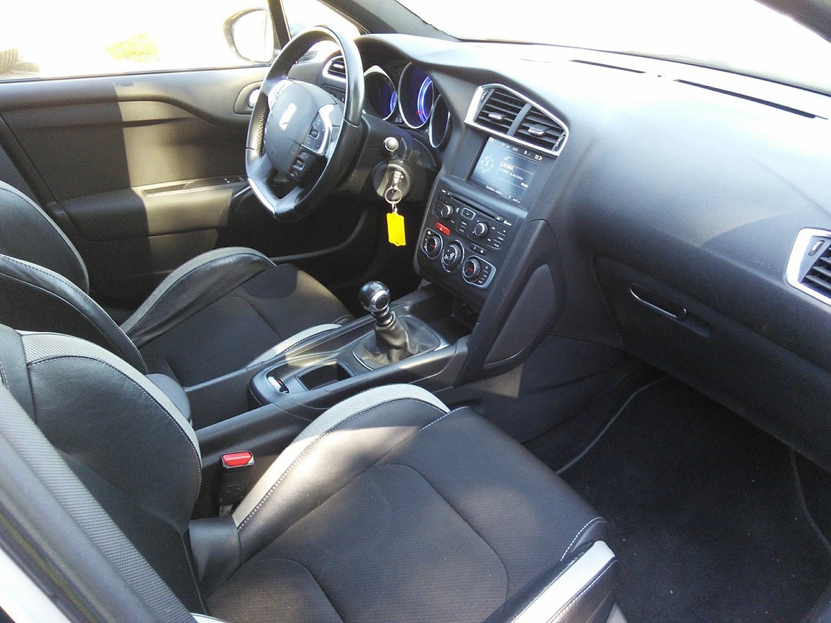 Citroën DS4 2.0 HDi  136