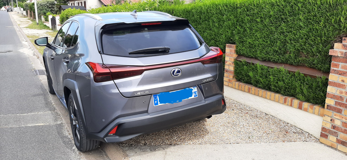 Lexus UX250H Luxe Plus Ux 250h 2WD Luxe Plus MY21