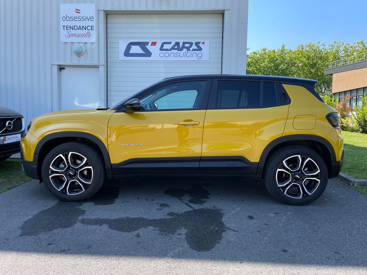 Jeep Avenger First Edition 155 4X2