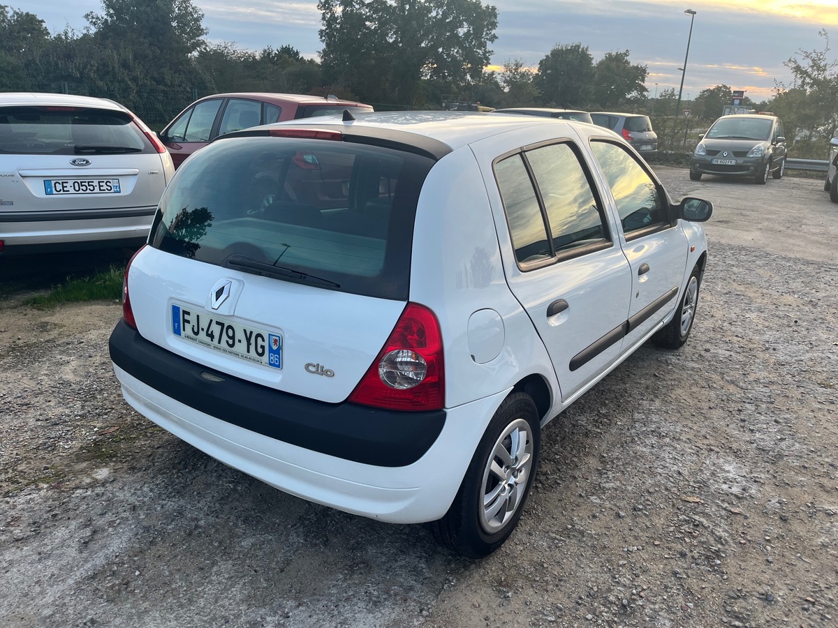 RENAULT Clio 1.2  16v