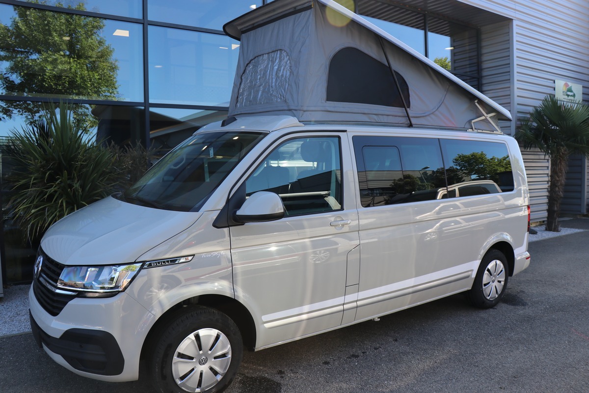 Volkswagen T6.1 TRIOSTYLE LONG - CS236