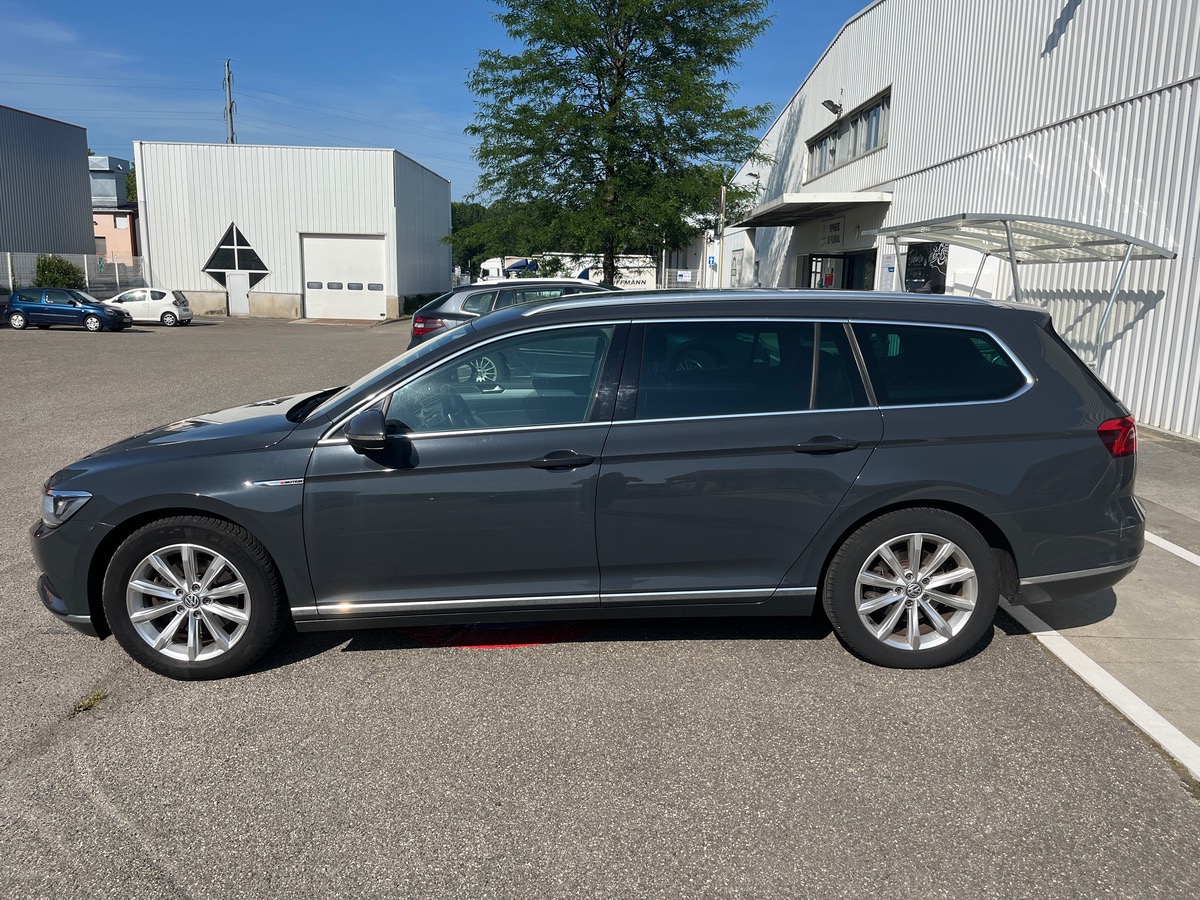 Volkswagen Passat Break SW 2.0 TDI 4Motion DSG6 190cv Finition Carat, attelage, Suivi Complet.