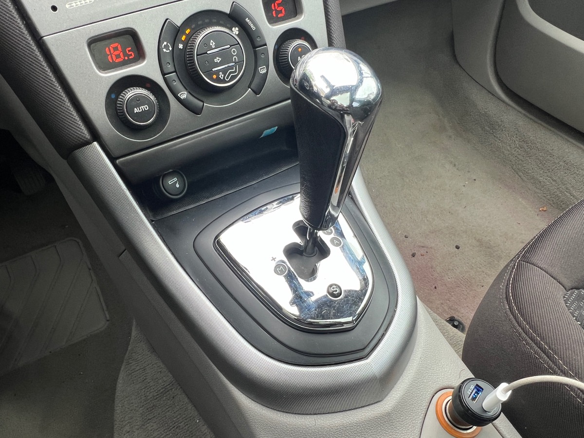 Peugeot 308 Neubauer 1.6 HDI 90 Boite Auto 6