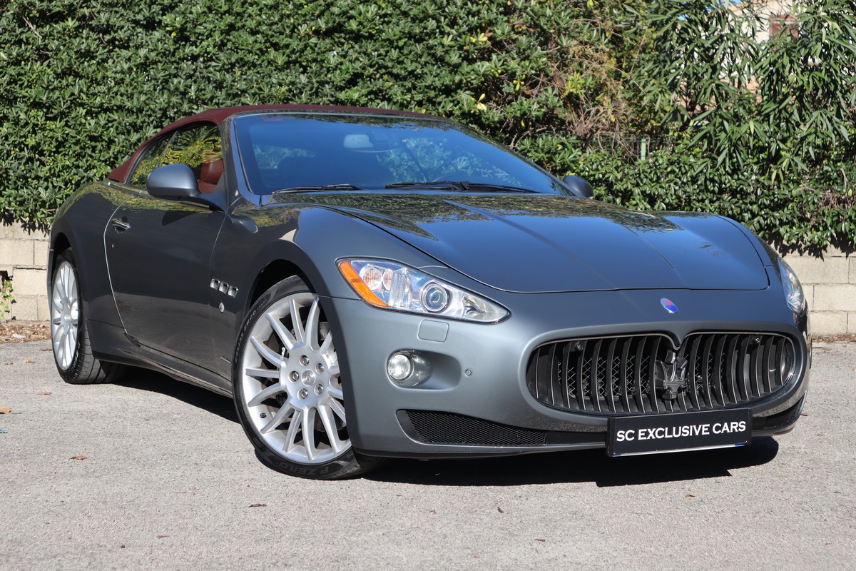 Maserati GranCabrio 4.7 V8 440 cv  - Sort d'entretien  - BVA