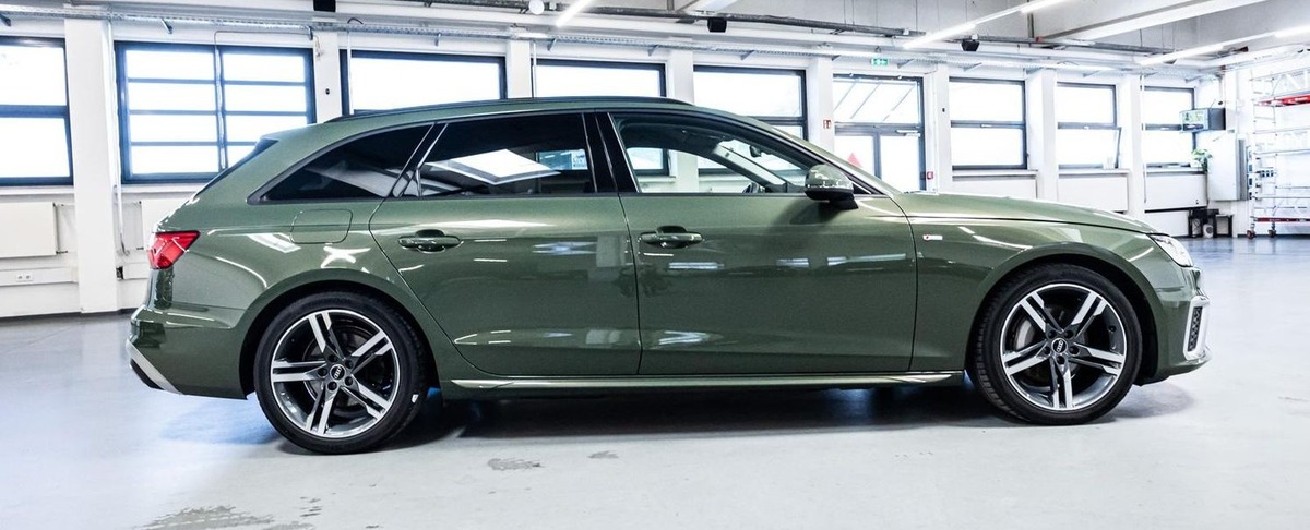 Audi A4 Avant V 40 TDI 204ch S line S tronic 7