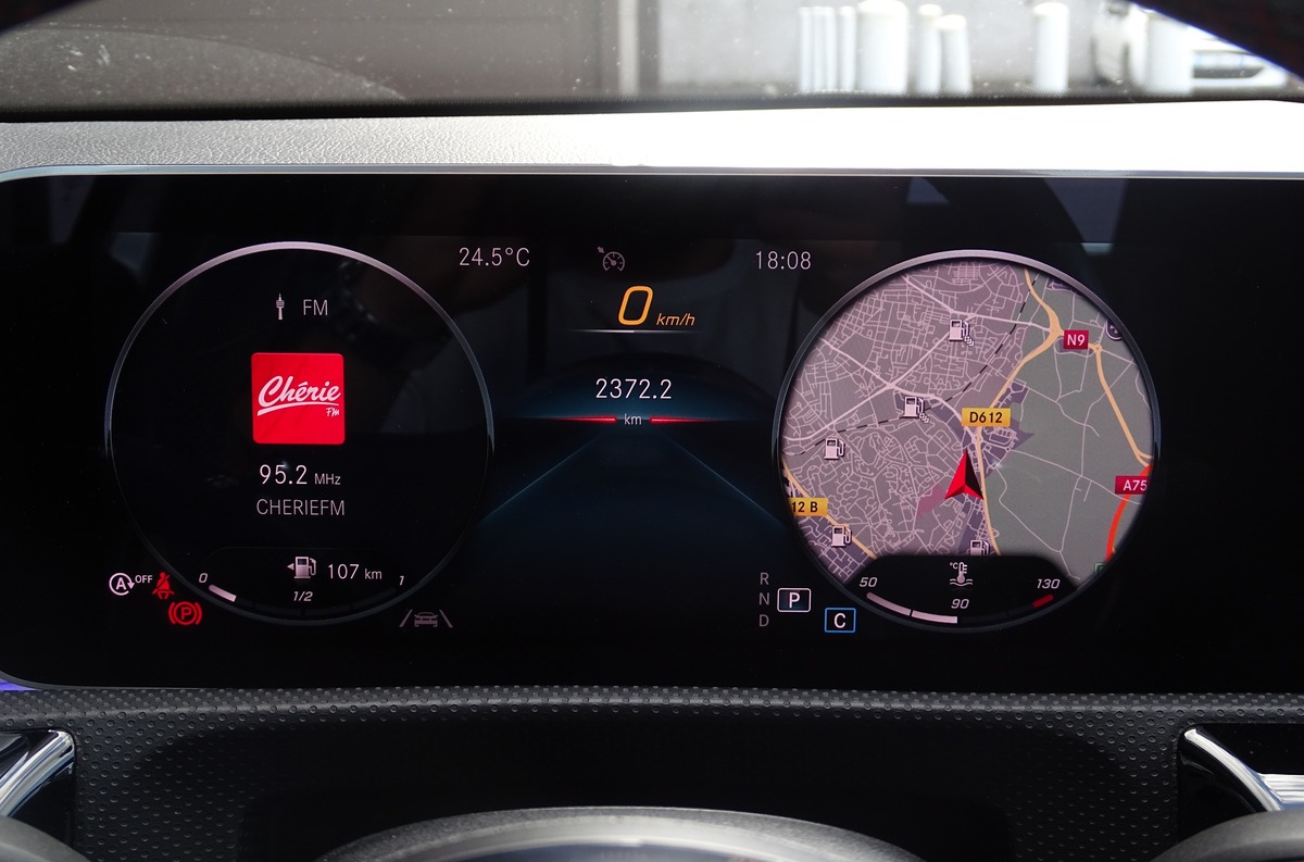 Mercedes-Benz Classe A 200d 150 Ch AMG Line 8G-DCT ( Pack Premium / Sièges chauffants / Sono Focal )