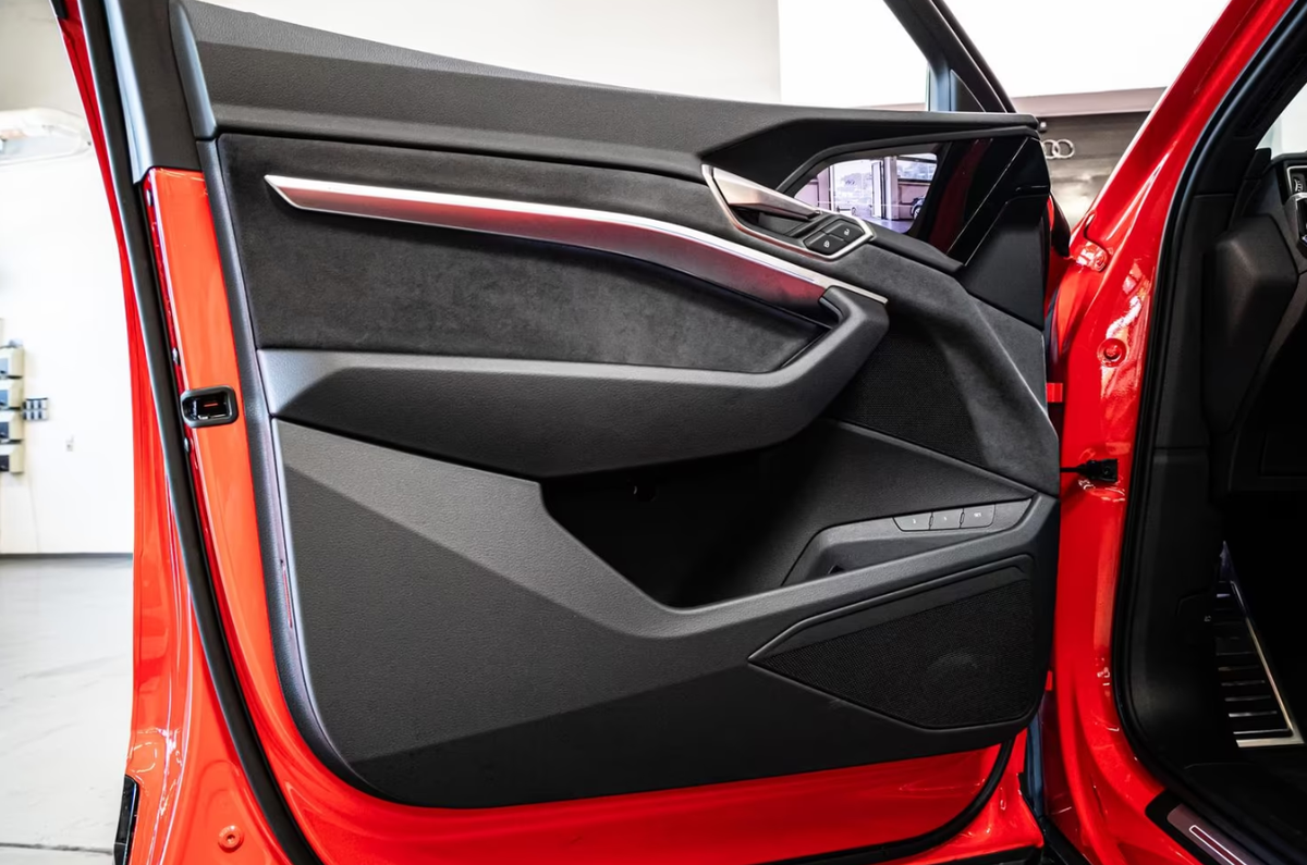 Audi Q8 e-tron 55 408ch S Line quattro Toit ouvrant