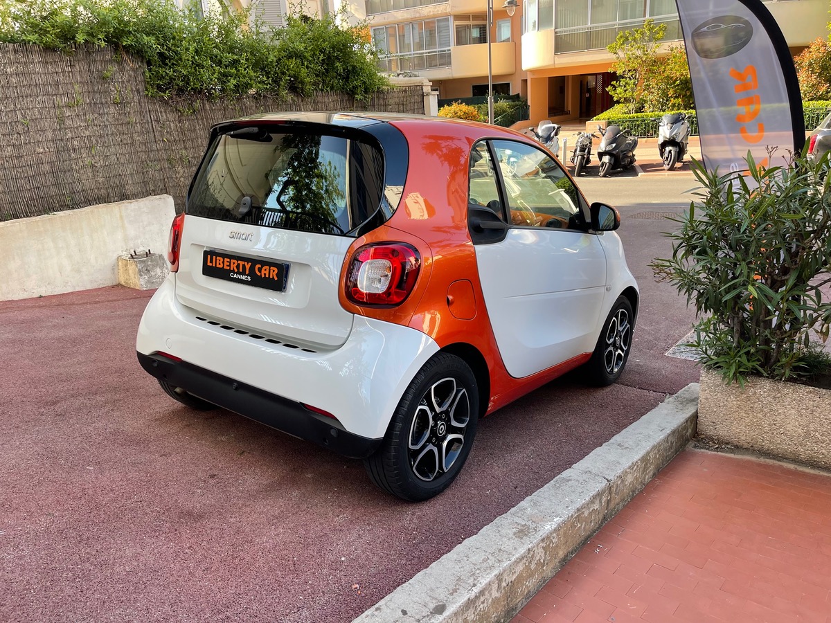 Smart FORTWO 71 CV Ecran / Radar Arr / Jantes Prime / Toit Panoramique