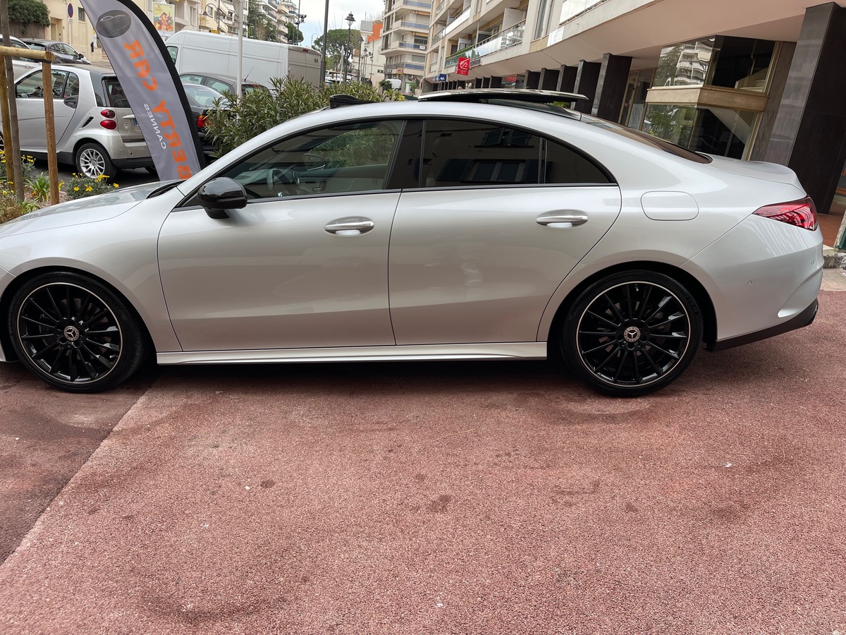 Mercedes-Benz CLA 200 i AMG LINE / JANTES 35 /PACK BLACK / FULL OPTIONS