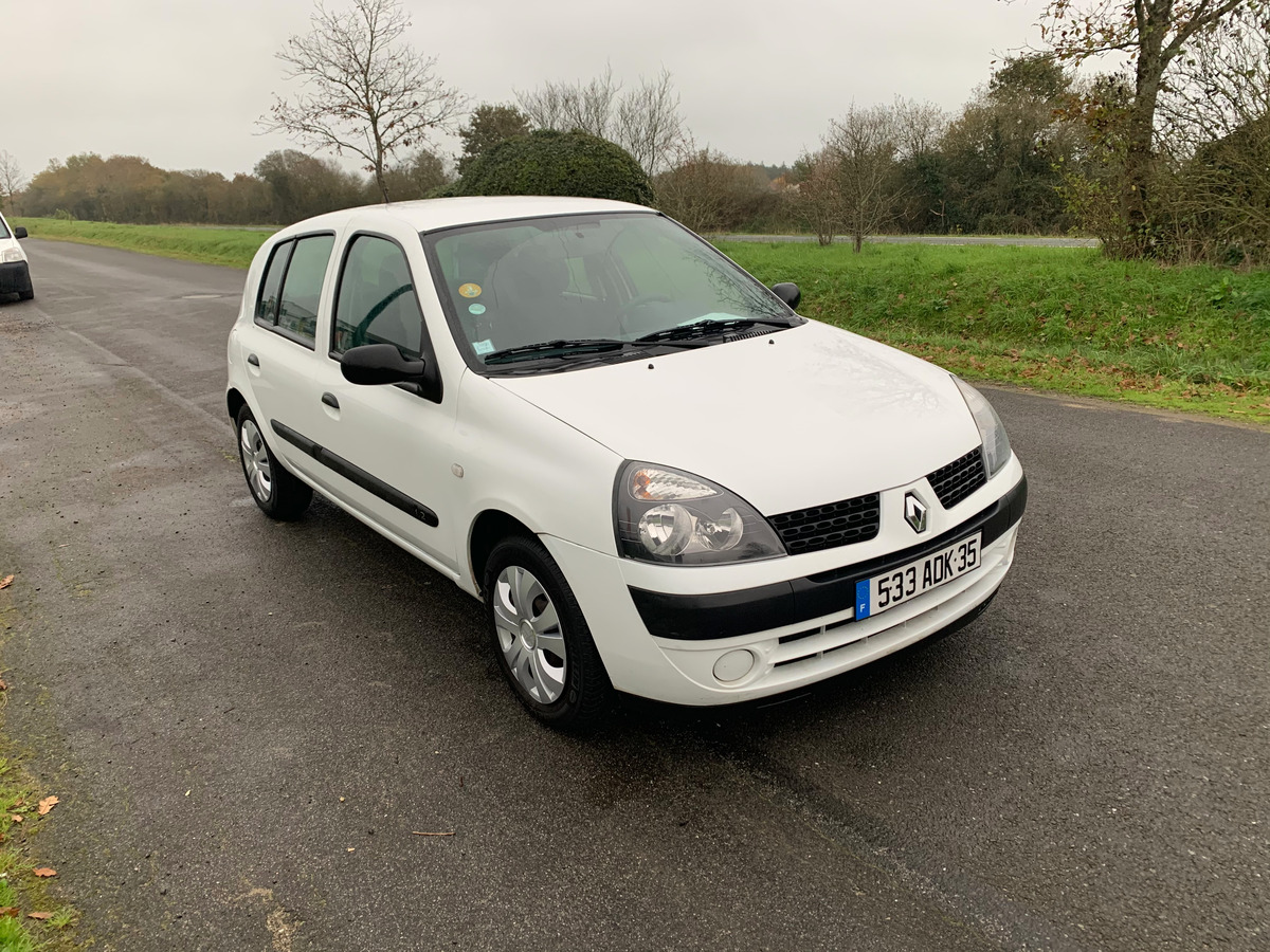 RENAULT Clio 1.2i 60CH 1ER MAIN 50695KM