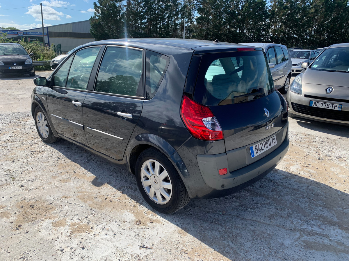 RENAULT Megane 2.0 dci 86224 KM