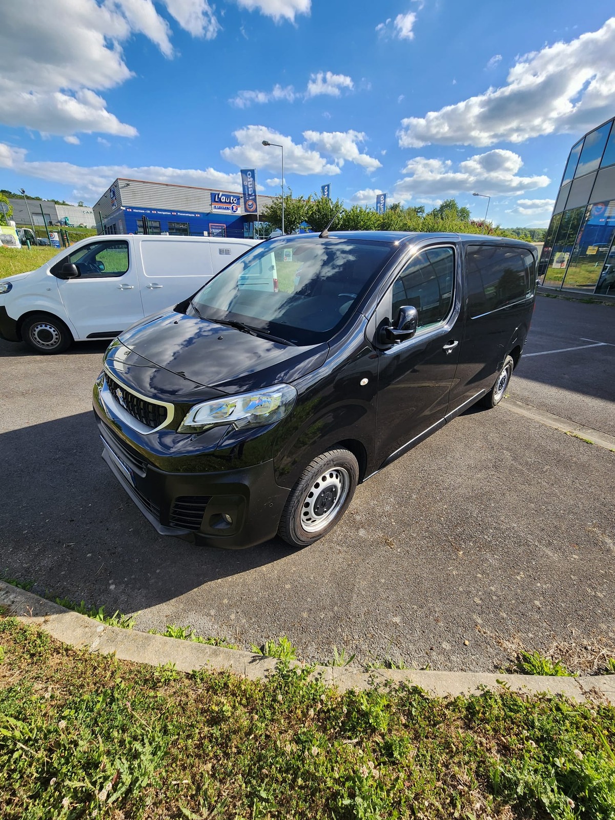 Peugeot Expert 2.0L BLUE HDI STANDAR PACK PREMIUM 120  CV