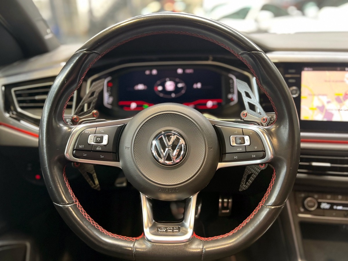 Volkswagen Polo VI GTI DSG6 2.0 TSI 200 TO CARPLAY