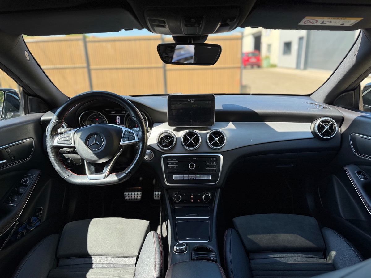 Mercedes-Benz CLA Coupé Phase 2 180 1.6 i 7G-DCT 122 cv - CAMERA DE RECUL - SEMI-CUIR ALCANTARA