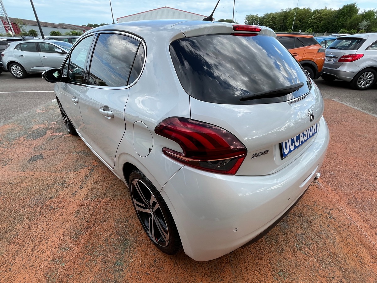 Peugeot 208 Phase 2 5 Portes 1.5 Blue HDi 100 CH GT LINE