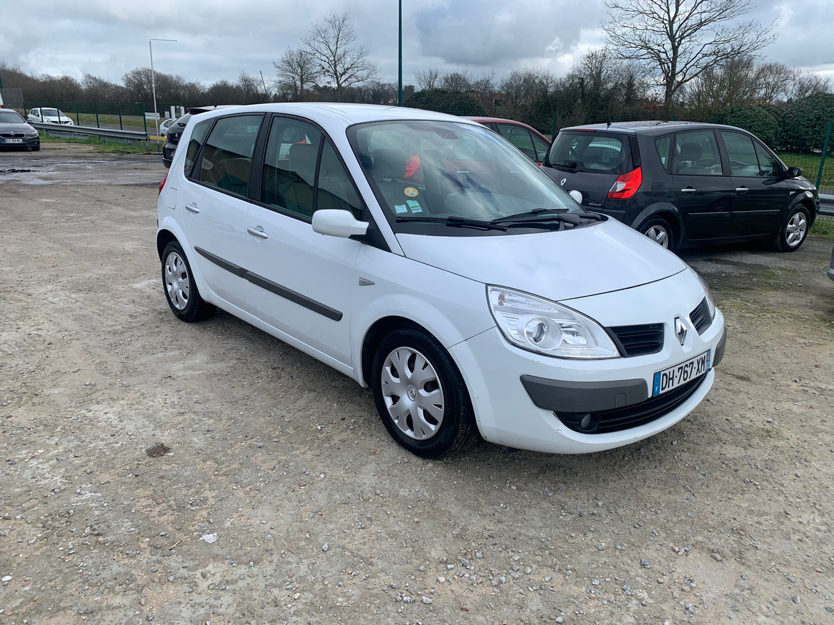 RENAULT Scenic 1.9 dci 130CH 79283KM