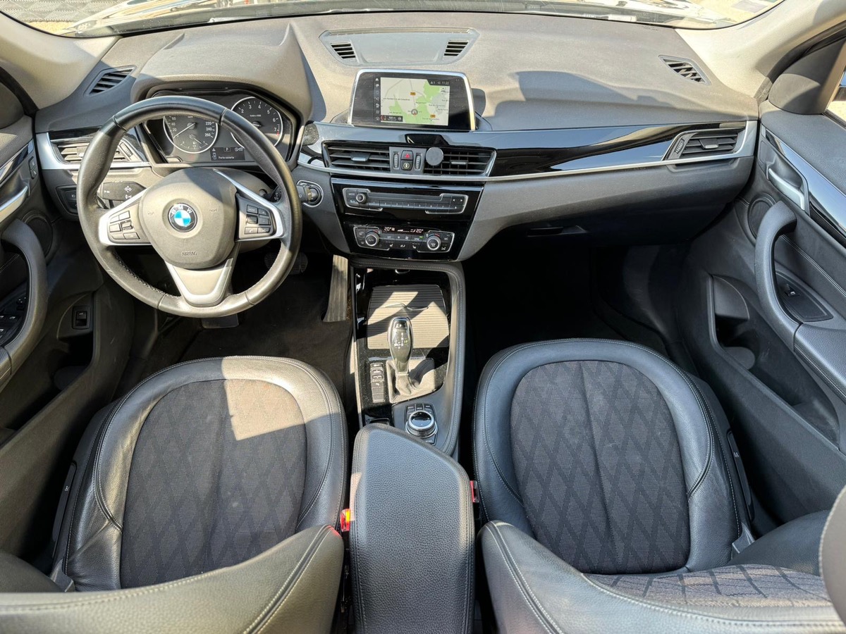 Bmw X1 BMW X1 (F48) X-LINE 18i sDrive 1.5 i 12V DCT7 140 cv Boîte auto