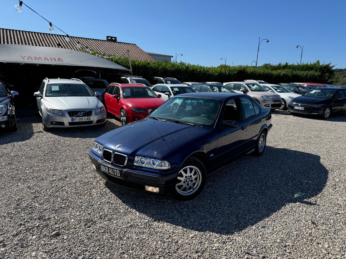 Bmw Série 3 318I 115 E36 2 Eme MAIN