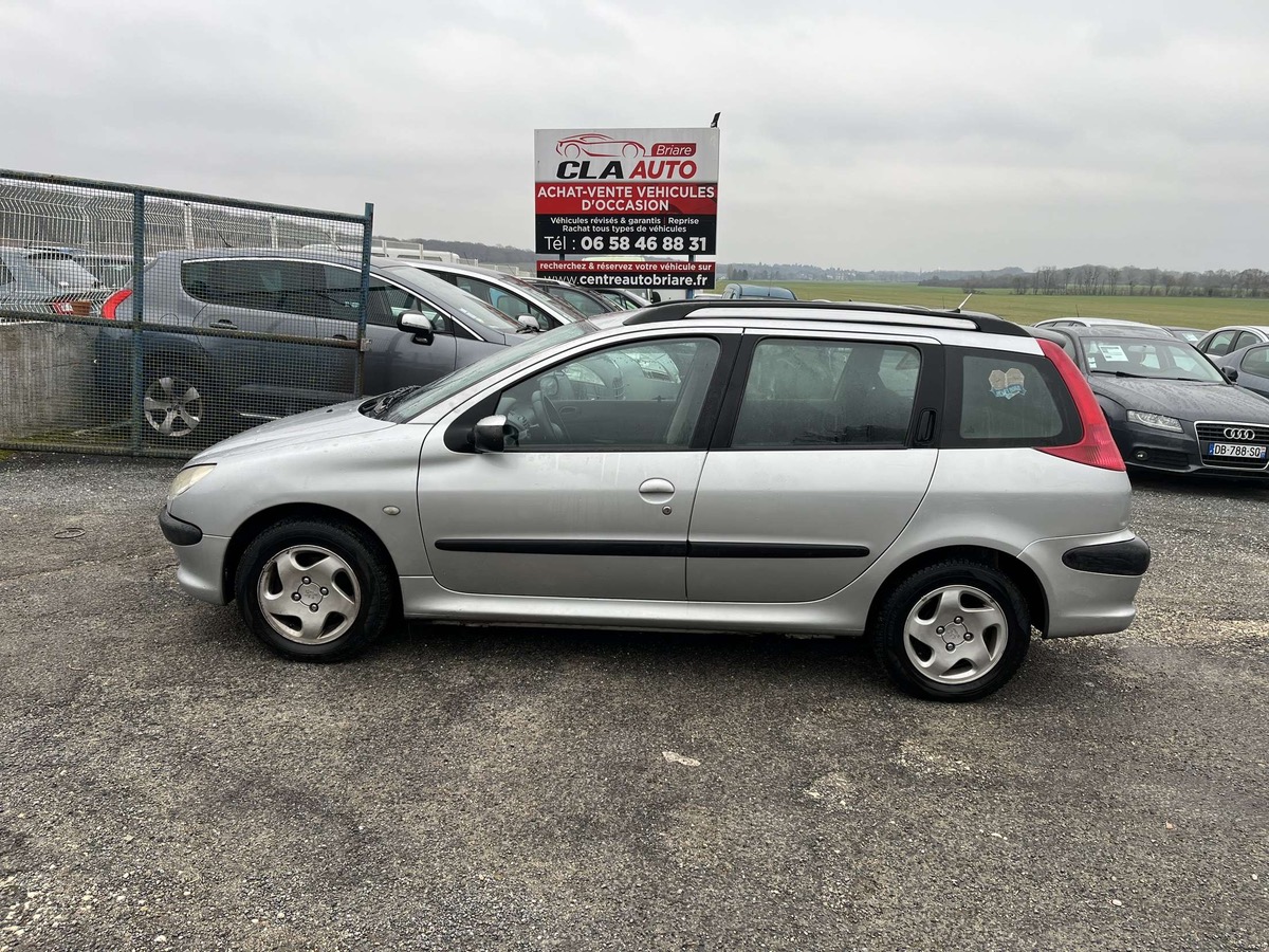 Peugeot 206 sw 1.4i 90cv 203006kms kit de distribution neuf 