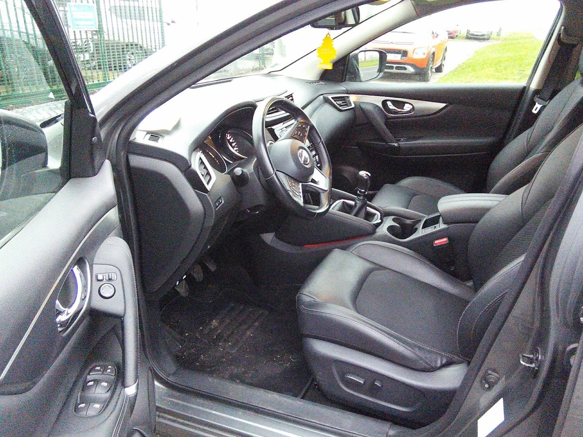 Nissan Qashqai 1.3 DIG-T 140 TEKNA