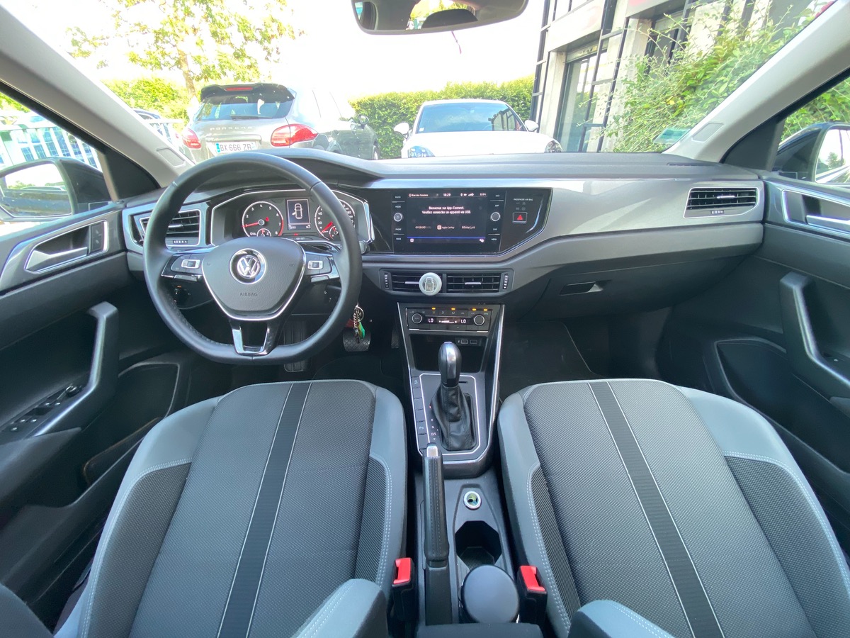 Volkswagen Polo 1.0 TSI 115 R-LINE CAR PLAY