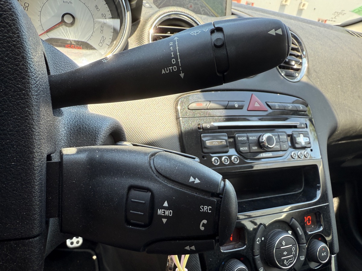 Peugeot 308 CC 1.6 156 cv Féline, Sièges chauffants, Sono JBL, Suivi Complet