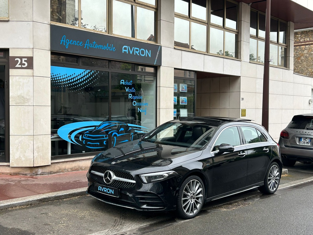 Mercedes-Benz Classe A IV 250 E 8CV AMG LINE 8G-DCT (Full Options)