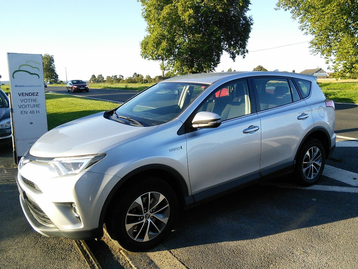 Toyota RAV4 hybride 2.5 VVTi 197 dynamic 2wd 155 cv Boîte auto