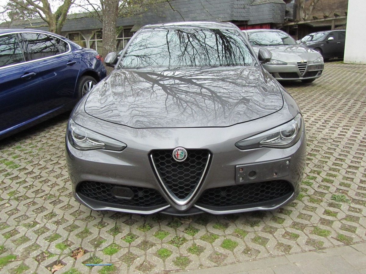 Alfa Romeo Giulia 2.2 JTD 210ch Veloce Q4 AT8